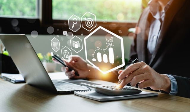 Business using digital tools to grow leads and scale marketing without paid ads, aligning with CycleWerx content-driven strategy